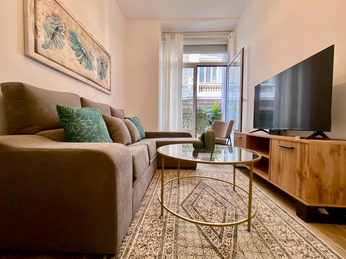 Charming Gran Via Madrid Appartement Buitenkant foto